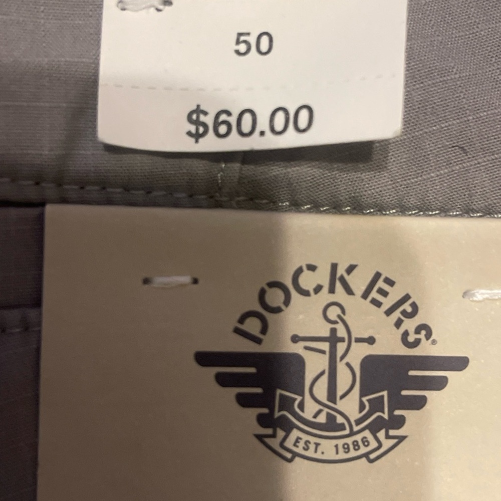 Dockers Gray Tech Cargo Shorts - Picture 3 of 5